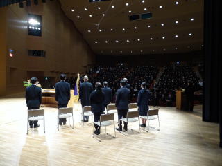 校歌演奏